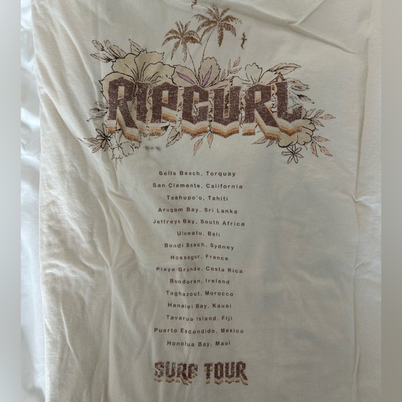 Ripcurl oversized tshirt size XL - Picture 3 of 4